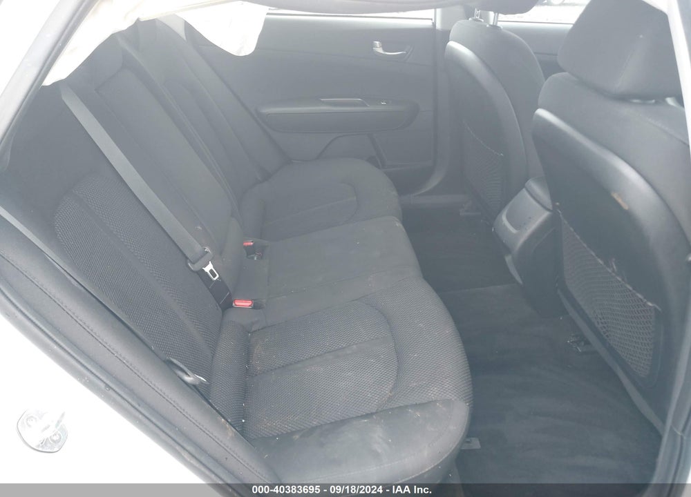 2019 KIA OPTIMA LX VIN: 5XXGT4L33KG348671