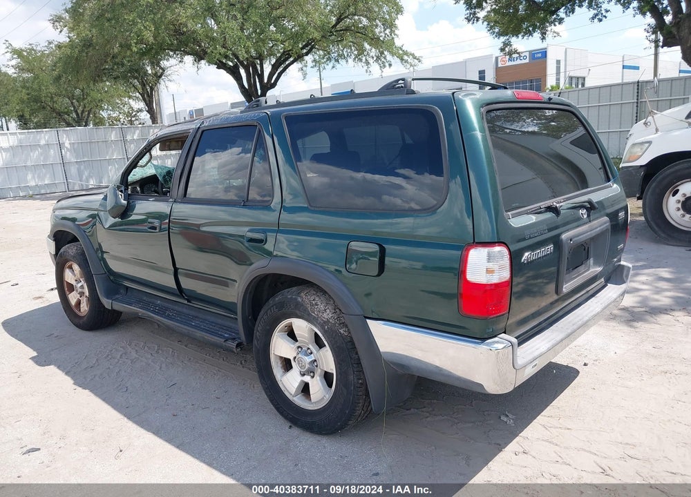 2001 TOYOTA 4RUNNER SR5 V6 VIN: JT3GN86R910214611