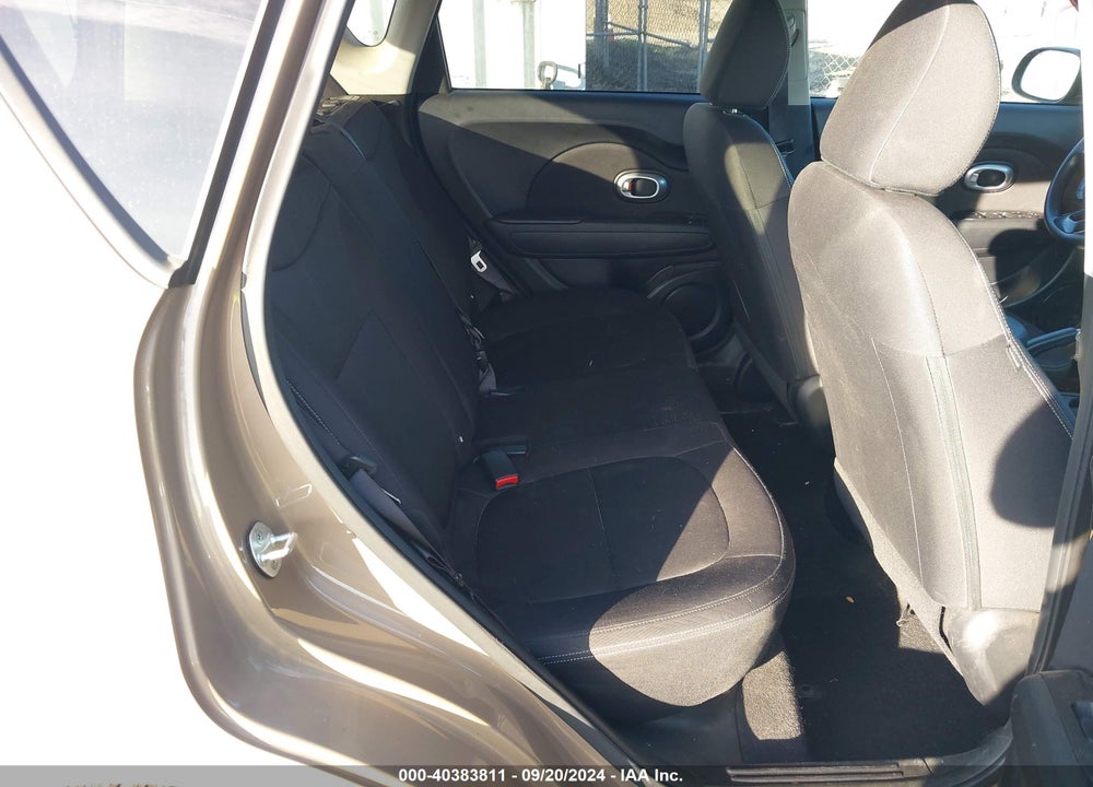 2015 KIA SOUL VIN: KNDJN2A26F7210619