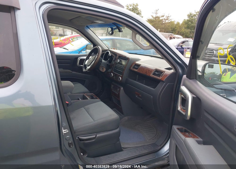2007 HONDA RIDGELINE RTX VIN: 2HJYK16317H517989