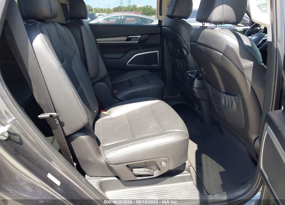 2021 KIA TELLURIDE S VIN: 5XYP64HC3MG192159