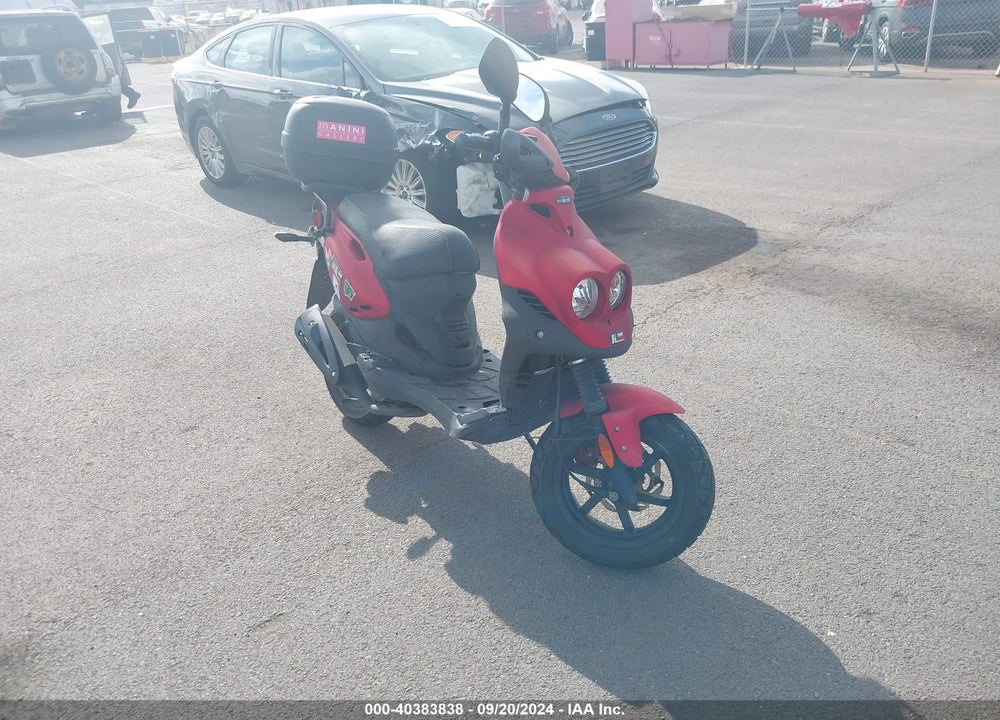 2023 GENUINE SCOOTER CO. ROUGHHOUSE 50 VIN: RFVPMP200P1024706