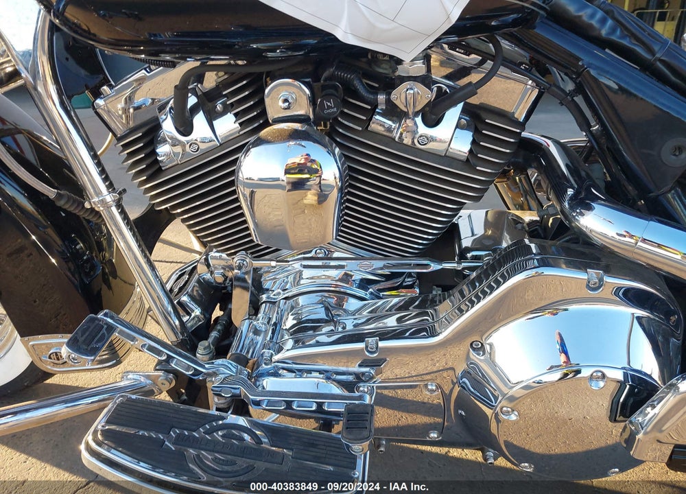 2005 HARLEY-DAVIDSON FLHR VIN: 1HD1FDV395Y704024