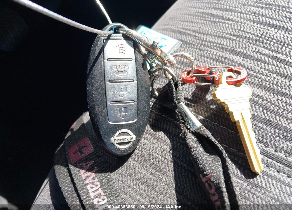 2015 NISSAN SENTRA SV VIN: 3N1AB7AP8FY337245