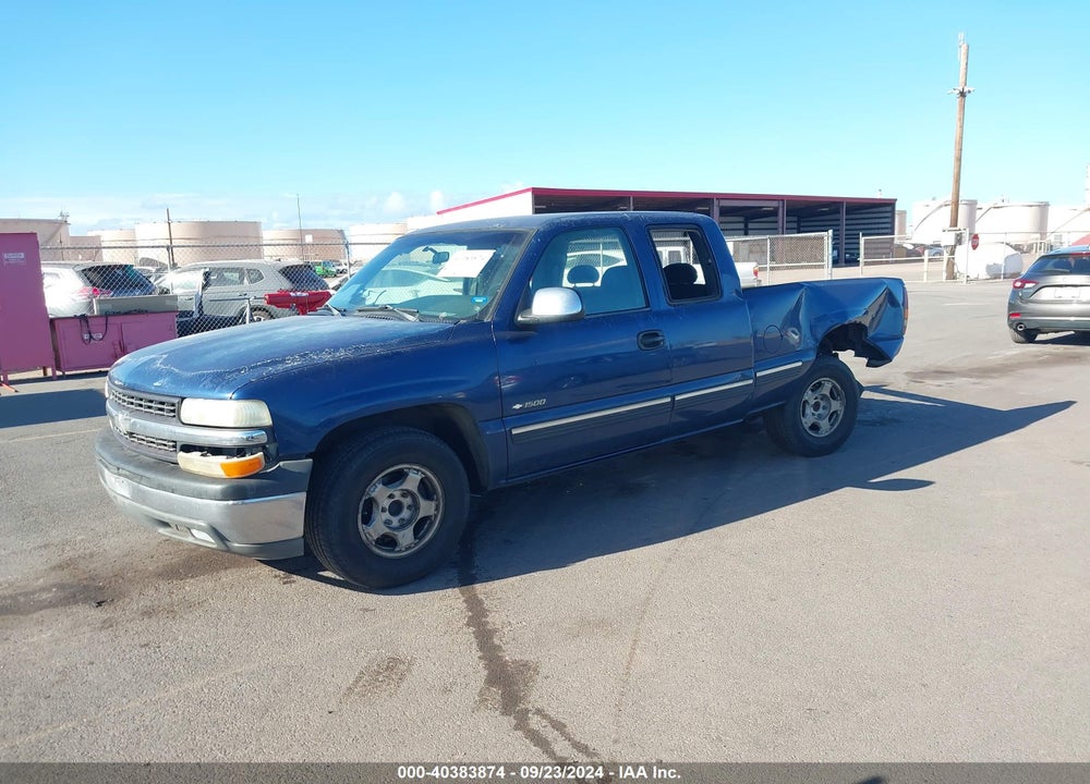 2000 CHEVROLET SILVERADO 1500 LS VIN: 2GCEC19T3Y1266077