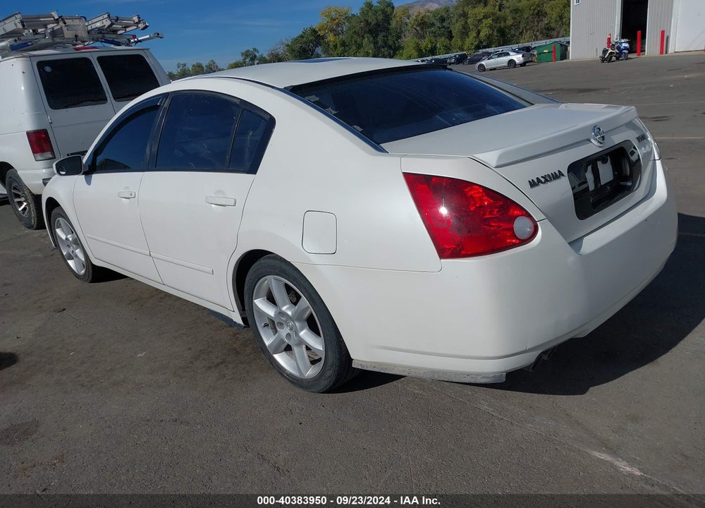 2004 NISSAN MAXIMA 3.5 SE VIN: 1N4BA41E44C837724