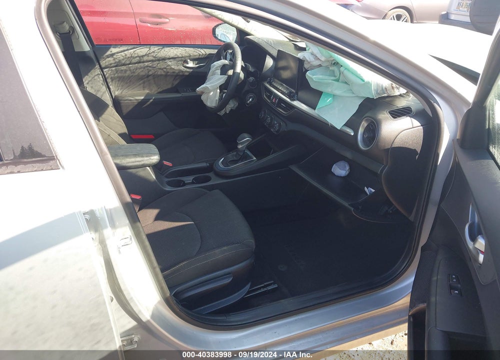 2021 KIA FORTE VIN: 3KPF24AD8ME287811