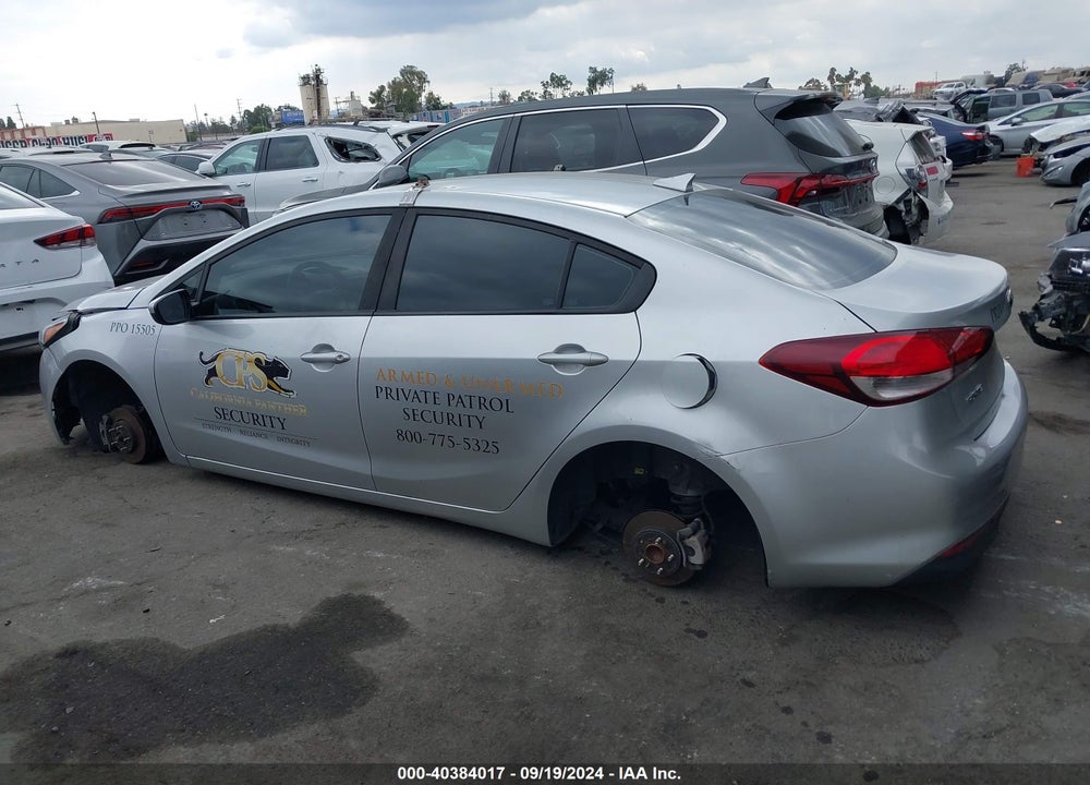 2018 KIA FORTE LX VIN: 3KPFL4A70JE255664