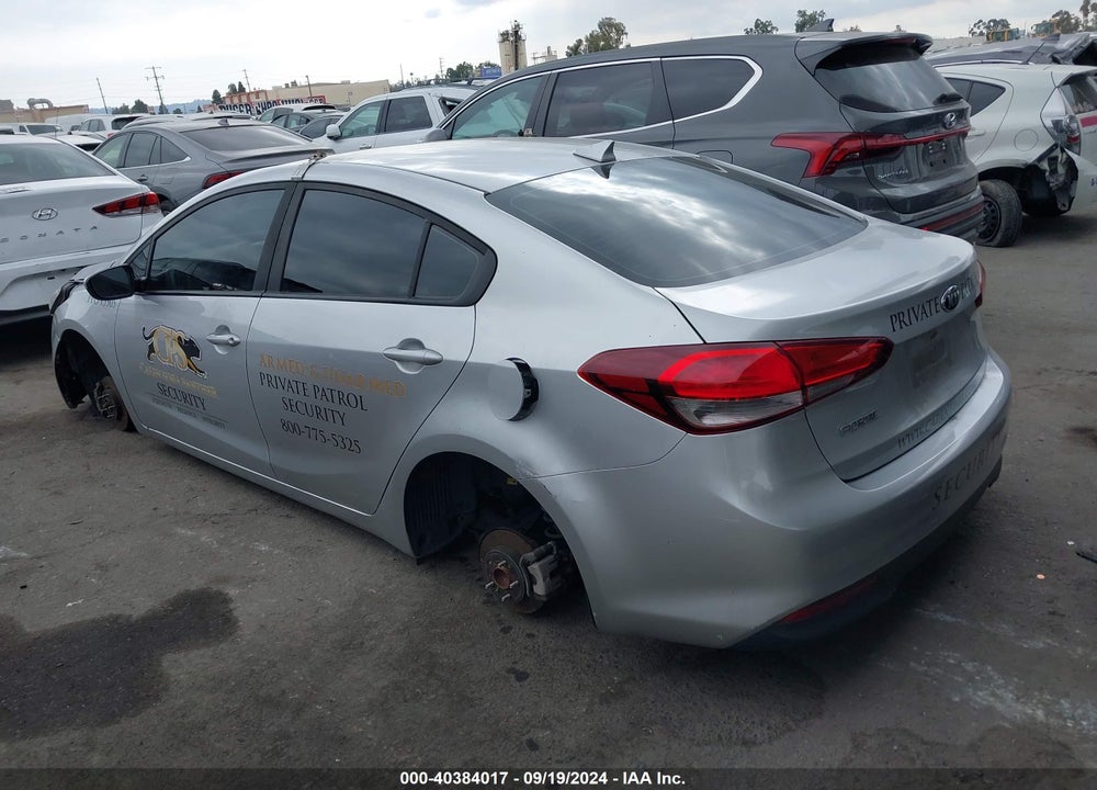 2018 KIA FORTE LX VIN: 3KPFL4A70JE255664