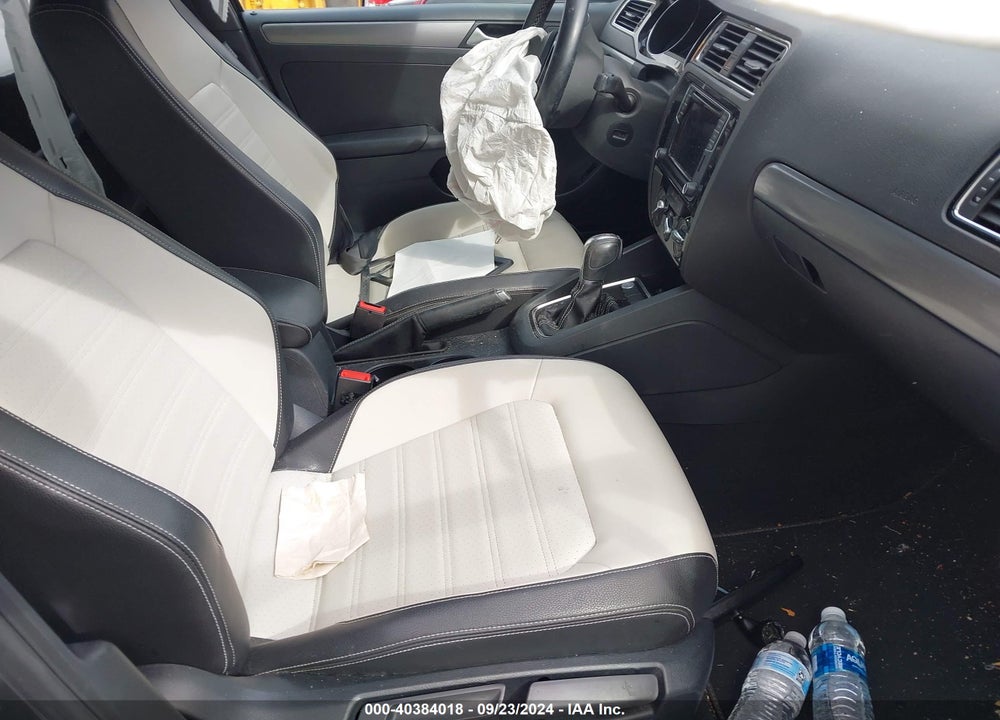 2016 VOLKSWAGEN JETTA 1.8T SPORT VIN: 3VWD17AJ6GM249258