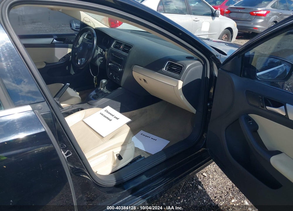 2014 VOLKSWAGEN JETTA 1.8T SE VIN: 3VWD07AJ4EM437969
