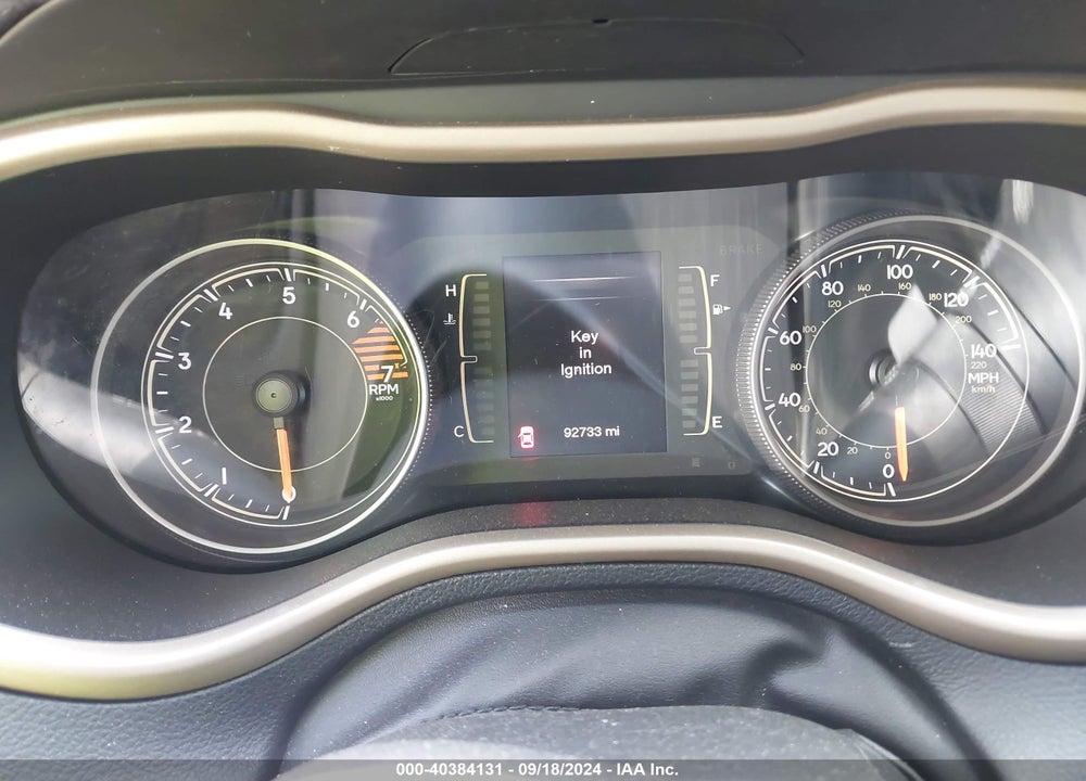 2018 JEEP CHEROKEE LATITUDE FWD VIN: 1C4PJLCB4JD542349