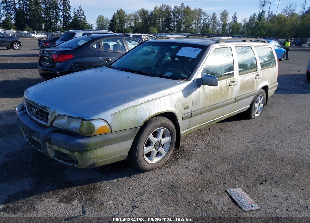 1998 VOLVO V70 AWD VIN: YV1LZ5646W2477131