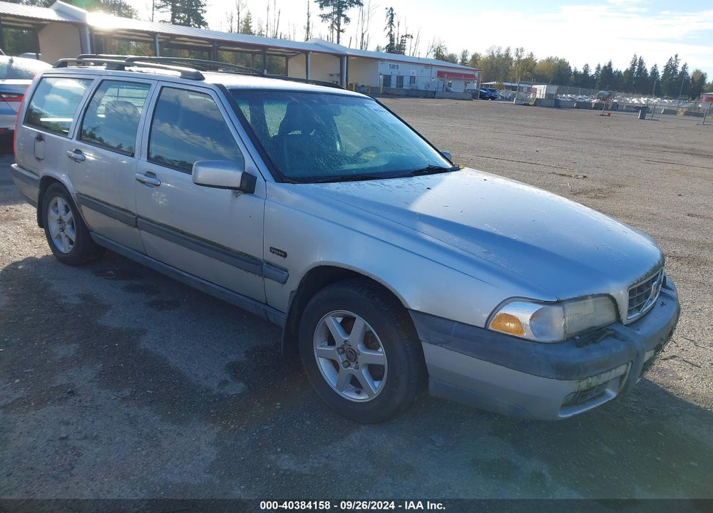 1998 VOLVO V70 AWD VIN: YV1LZ5646W2477131