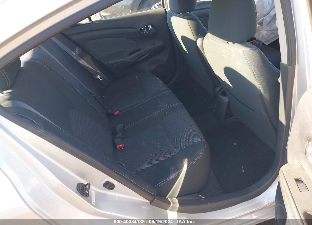 2015 NISSAN VERSA 1.6 SL VIN: 3N1CN7AP0FL934452