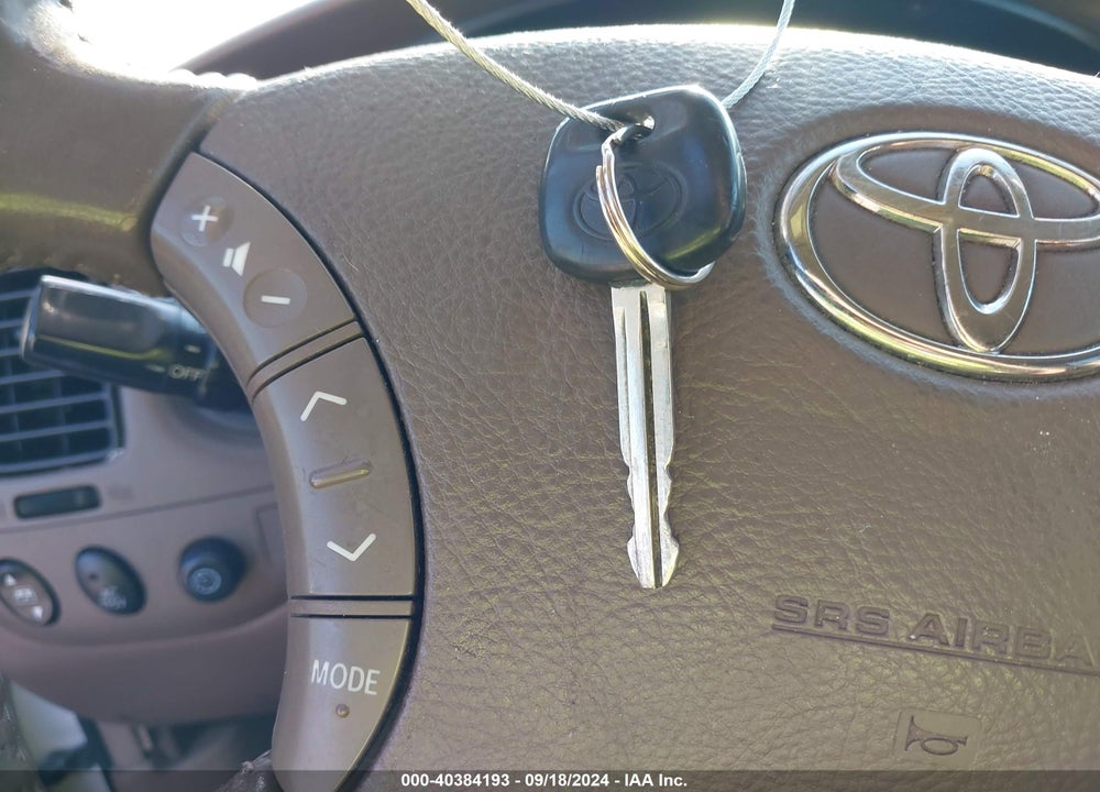 2003 TOYOTA SEQUOIA LIMITED V8 VIN: 5TDBT48A83S194301