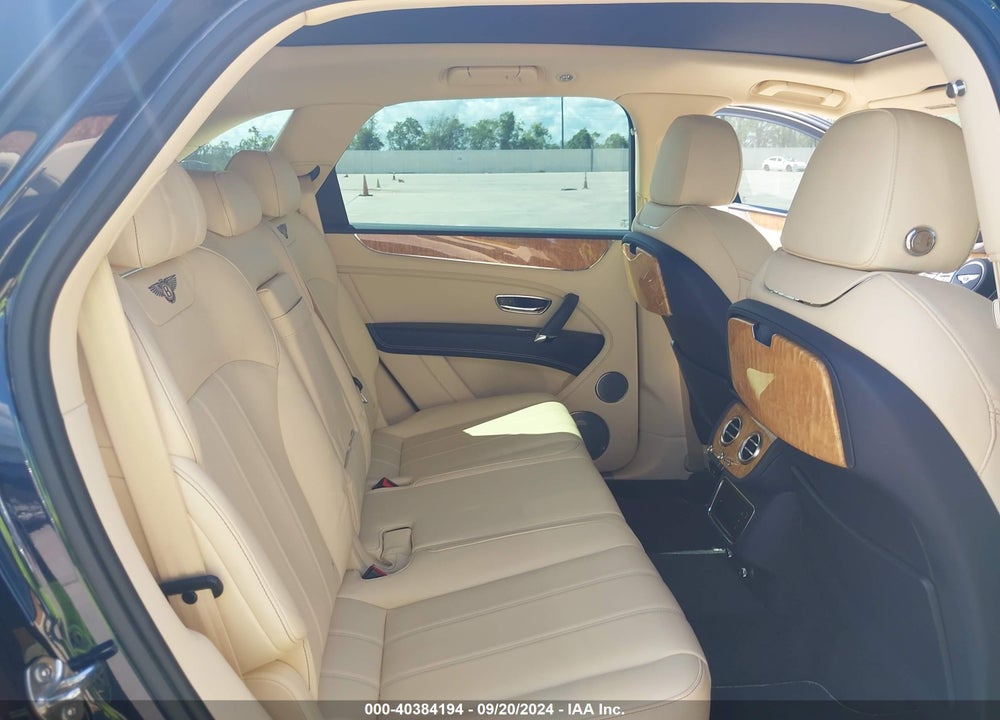 2019 BENTLEY BENTAYGA V8 VIN: SJAAM2ZV8KC026089