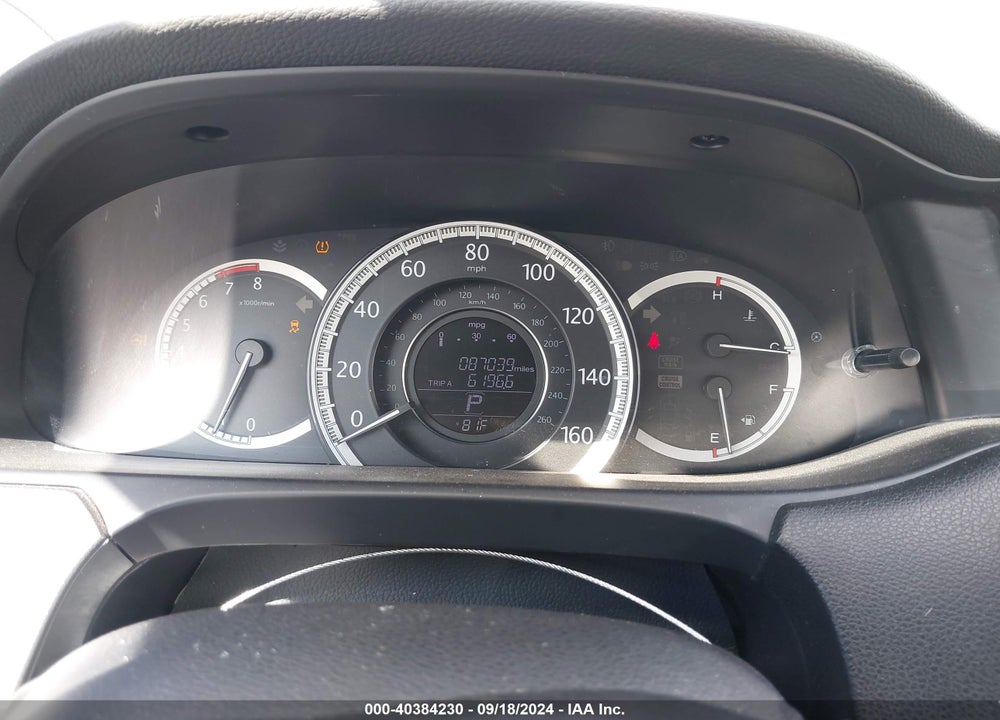 2015 HONDA ACCORD LX VIN: 1HGCR2F38FA147820