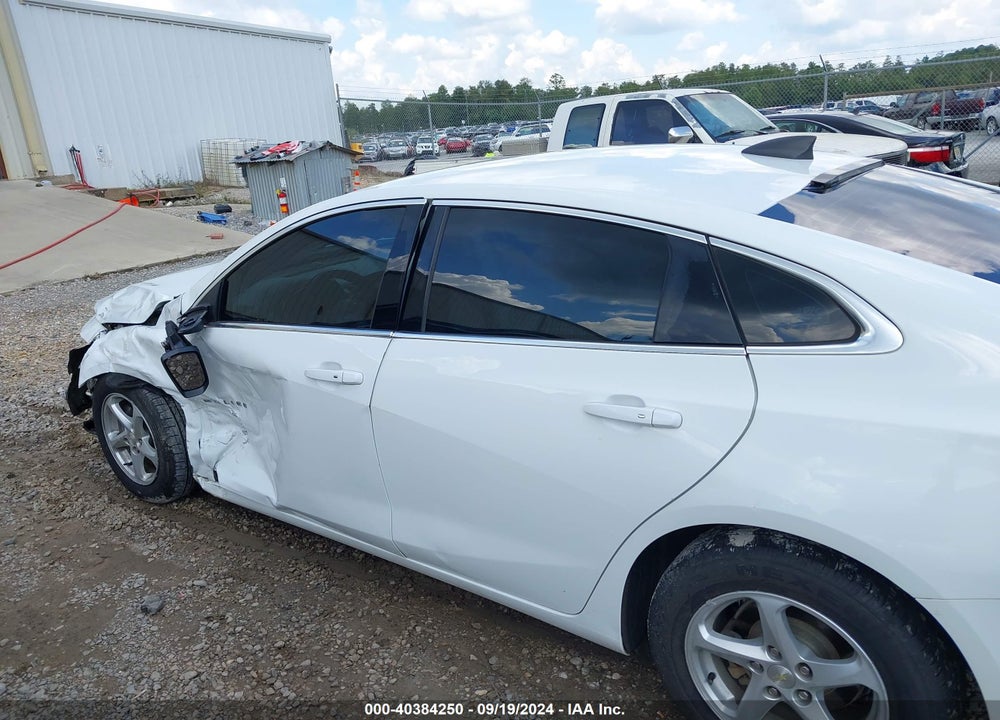 2017 CHEVROLET MALIBU 1FL VIN: 1G1ZC5ST2HF264180