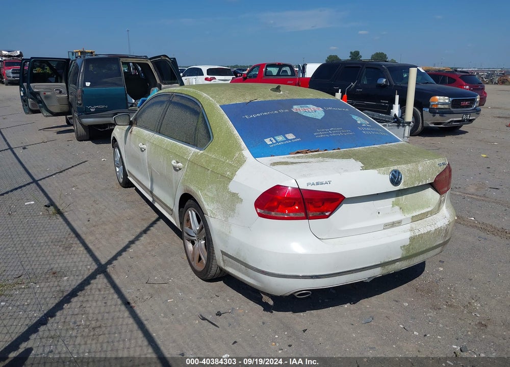 2015 VOLKSWAGEN PASSAT 2.0L TDI SEL PREMIUM VIN: 1VWCV7A31FC056937