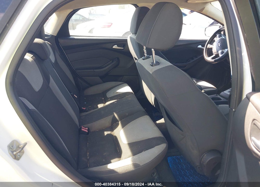 2014 FORD FOCUS SE VIN: 1FADP3F25EL240356