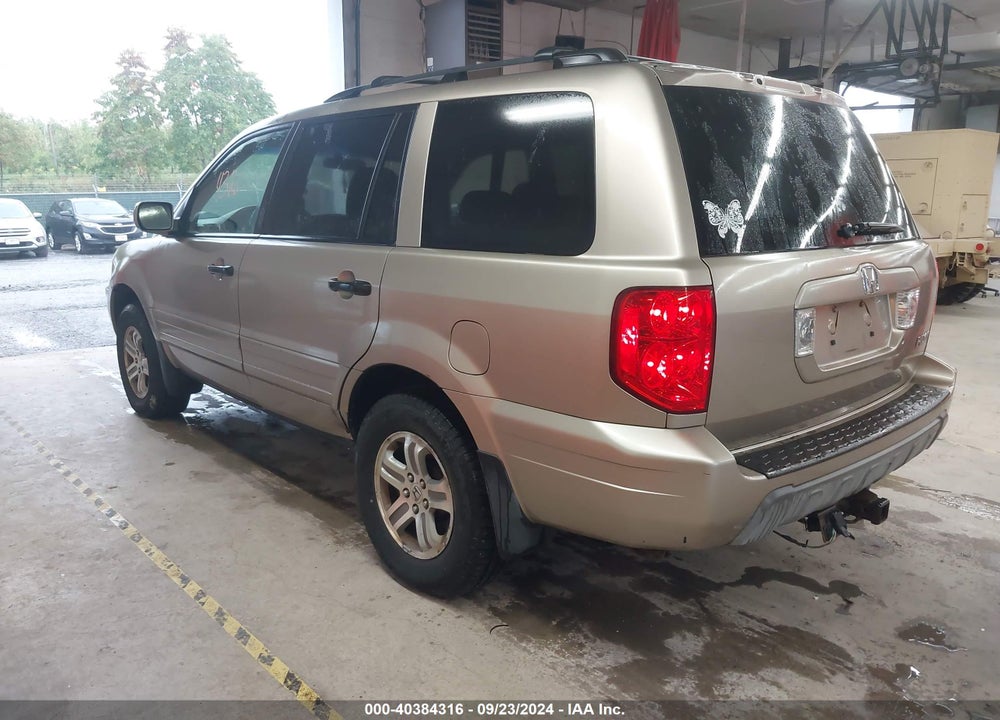 2005 HONDA PILOT EX-L VIN: 5FNYF18505B051238