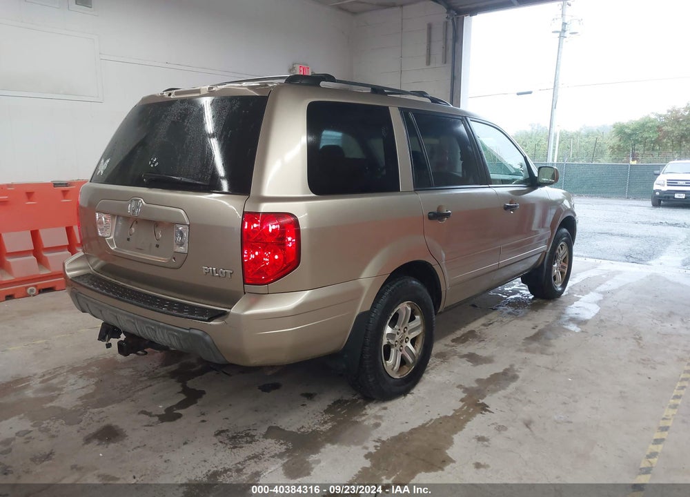 2005 HONDA PILOT EX-L VIN: 5FNYF18505B051238