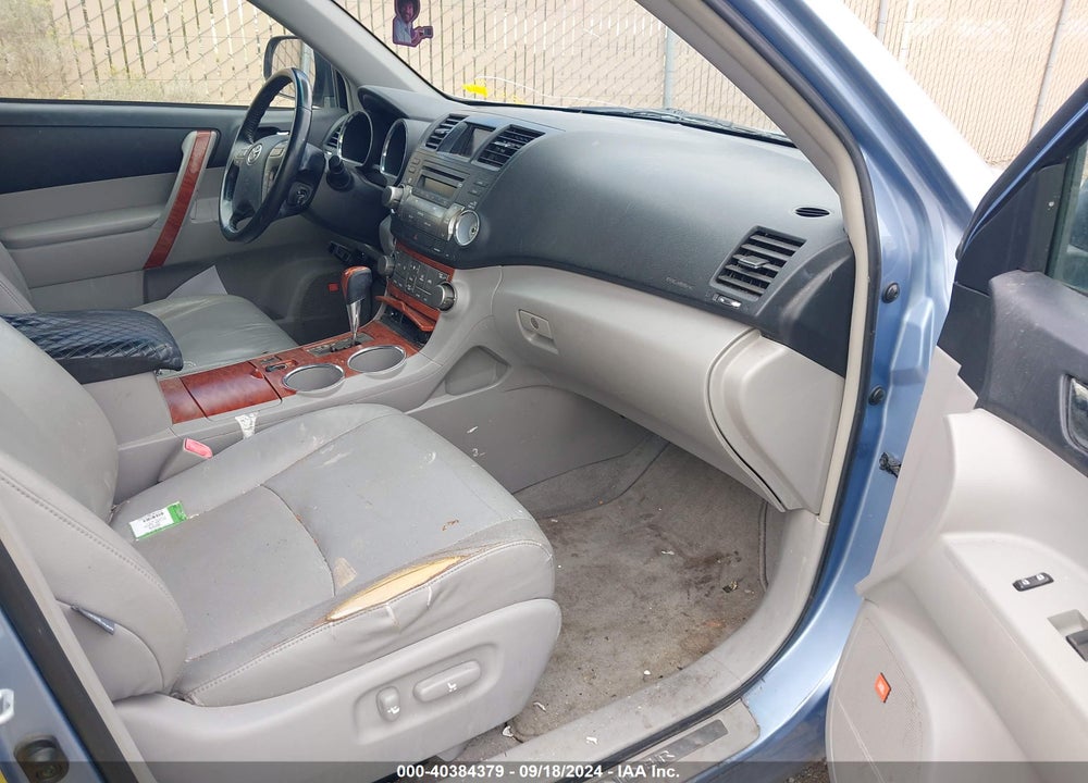 2008 TOYOTA HIGHLANDER LIMITED VIN: JTEES42A182027412