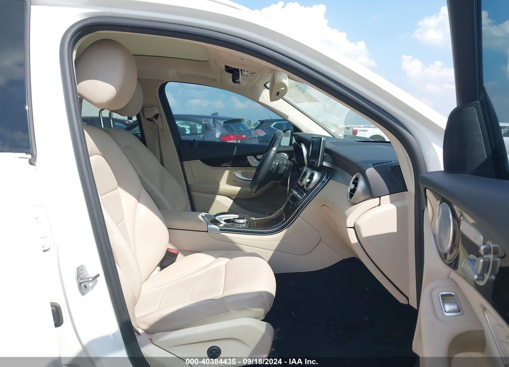 2017 MERCEDES-BENZ GLC 300 VIN: WDC0G4JB3HV006886