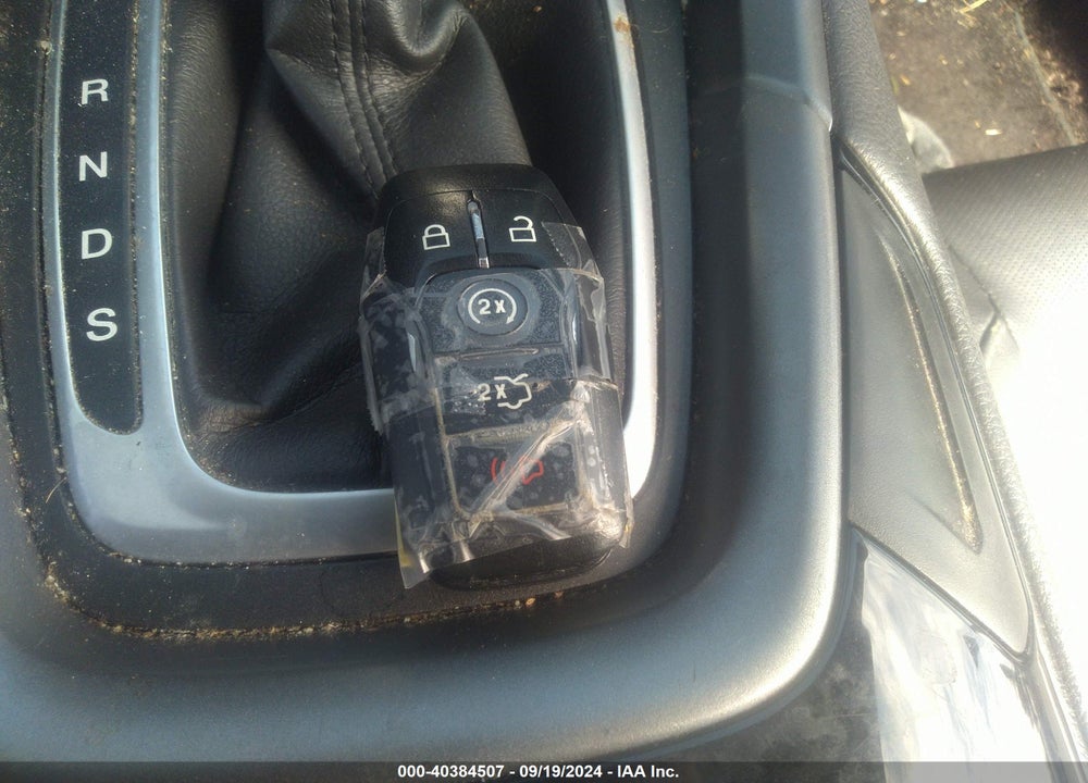 2013 FORD FUSION TITANIUM VIN: 3FA6P0D98DR210825