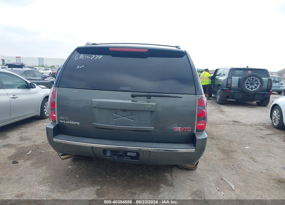 2011 GMC YUKON VIN: 1GKS1EEFXBR212097