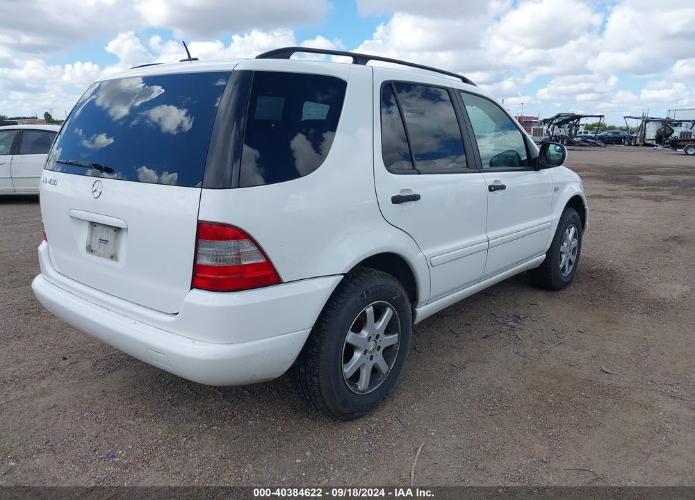 2001 MERCEDES-BENZ ML 430 VIN: 4JGAB72E21A251917