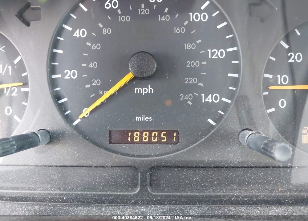 2001 MERCEDES-BENZ ML 430 VIN: 4JGAB72E21A251917
