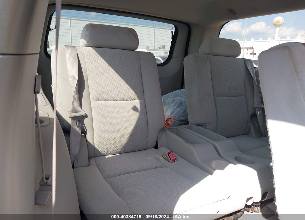 2007 GMC YUKON XL 1500 COMMERCIAL FLEET VIN: 1GKFC16077J188409