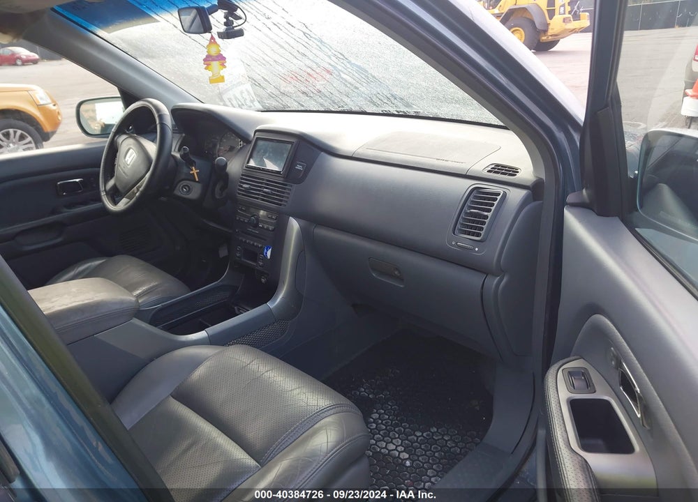 2005 HONDA PILOT EX-L VIN: 2HKYF18545H515228