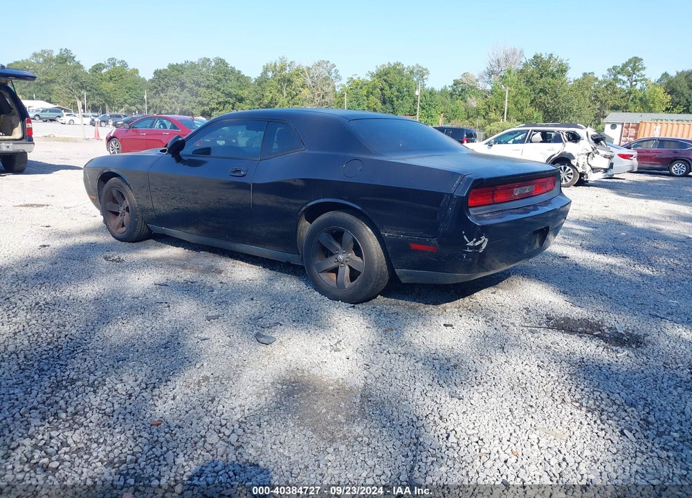 2009 DODGE CHALLENGER SE VIN: 2B3LJ44V29H588422