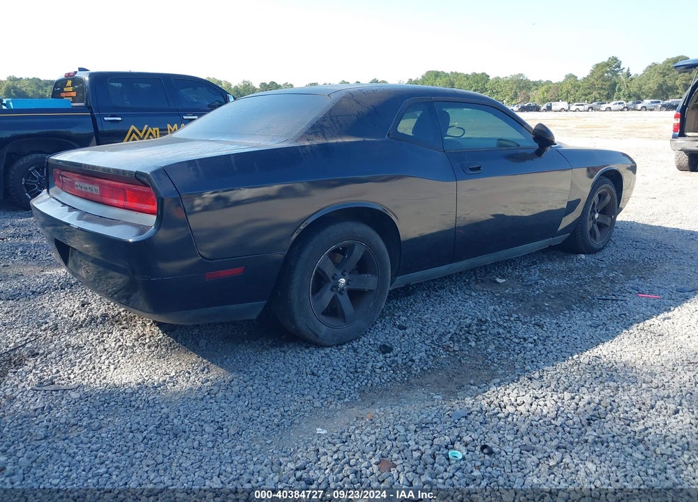 2009 DODGE CHALLENGER SE VIN: 2B3LJ44V29H588422