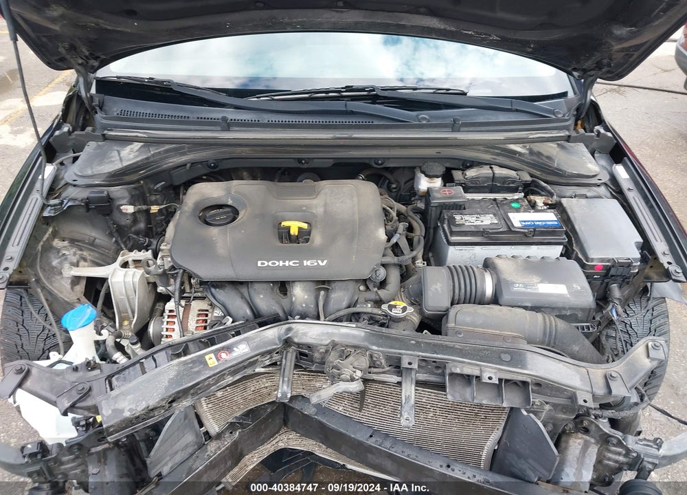2018 HYUNDAI ELANTRA SEL VIN: KMHD84LF9JU588925