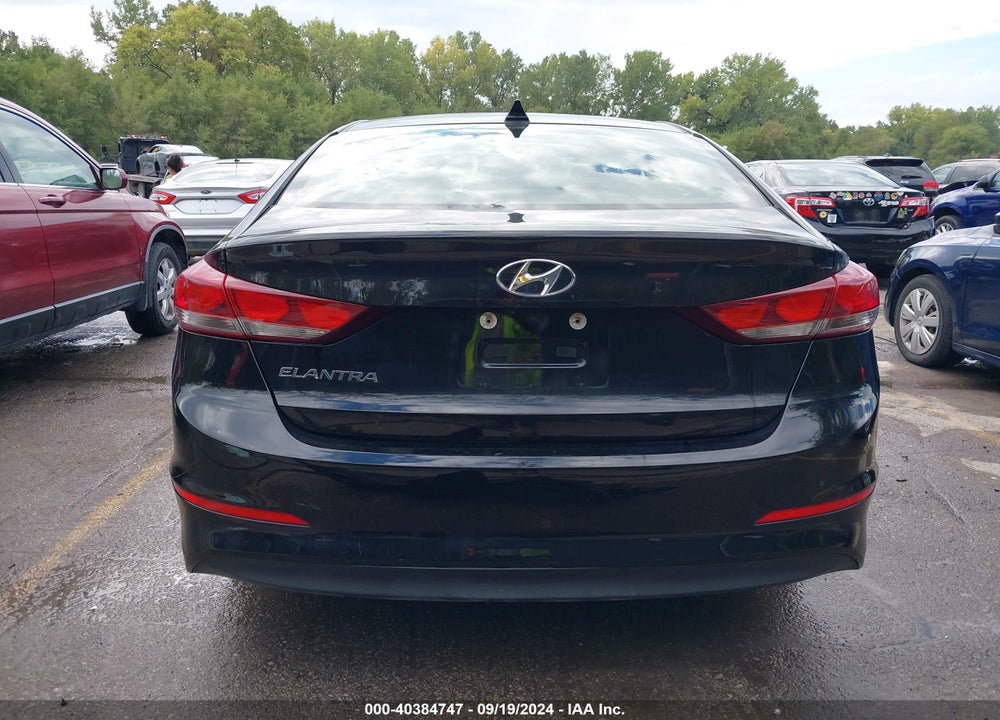 2018 HYUNDAI ELANTRA SEL VIN: KMHD84LF9JU588925