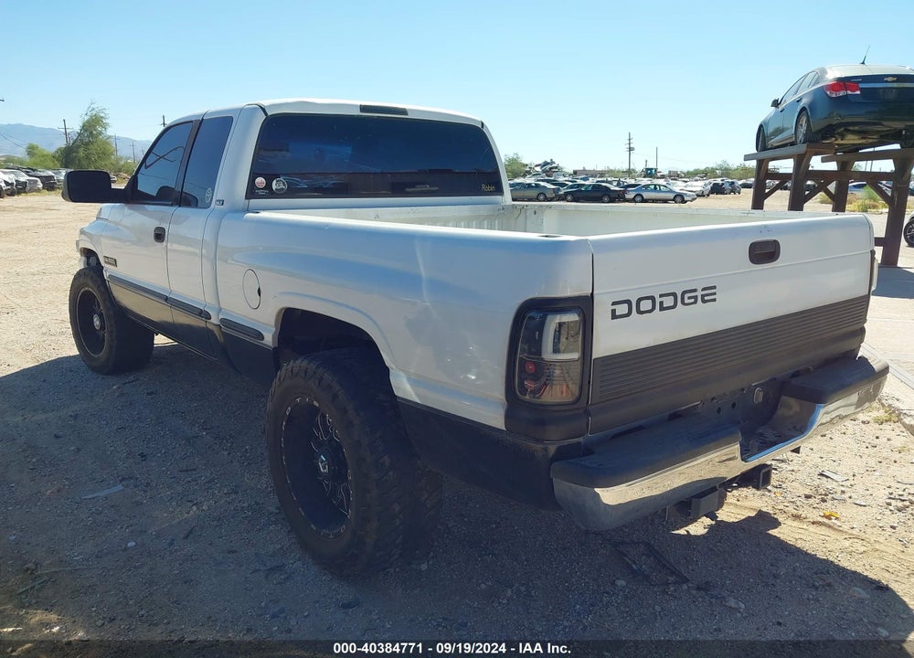 1999 DODGE RAM 2500 ST VIN: 3B7KC2361XG117071