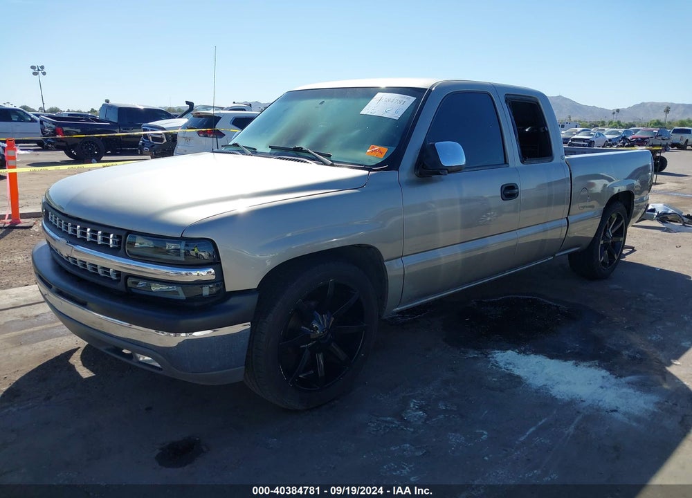 2002 CHEVROLET SILVERADO 1500 LS VIN: 2GCEC19T121228001