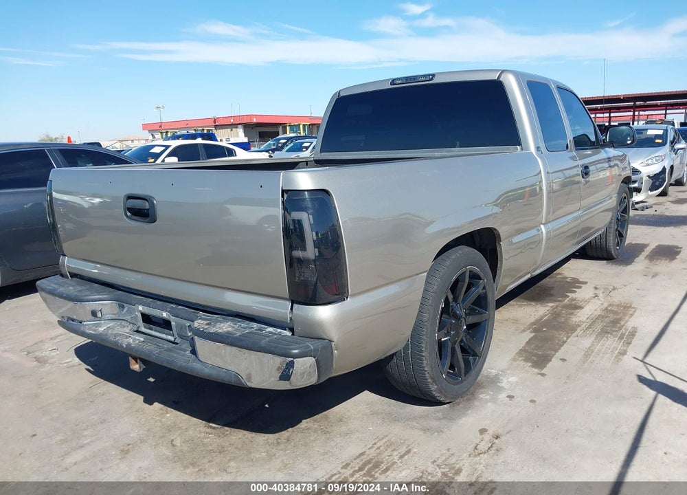 2002 CHEVROLET SILVERADO 1500 LS VIN: 2GCEC19T121228001