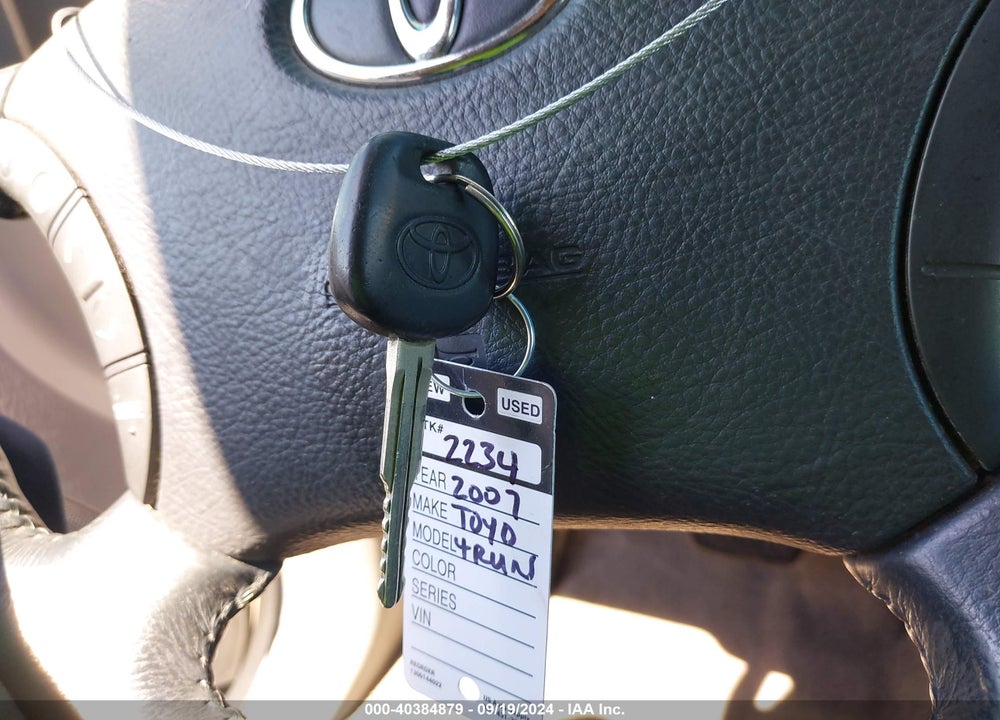 2007 TOYOTA 4RUNNER LIMITED V8 VIN: JTEBT17R970065512