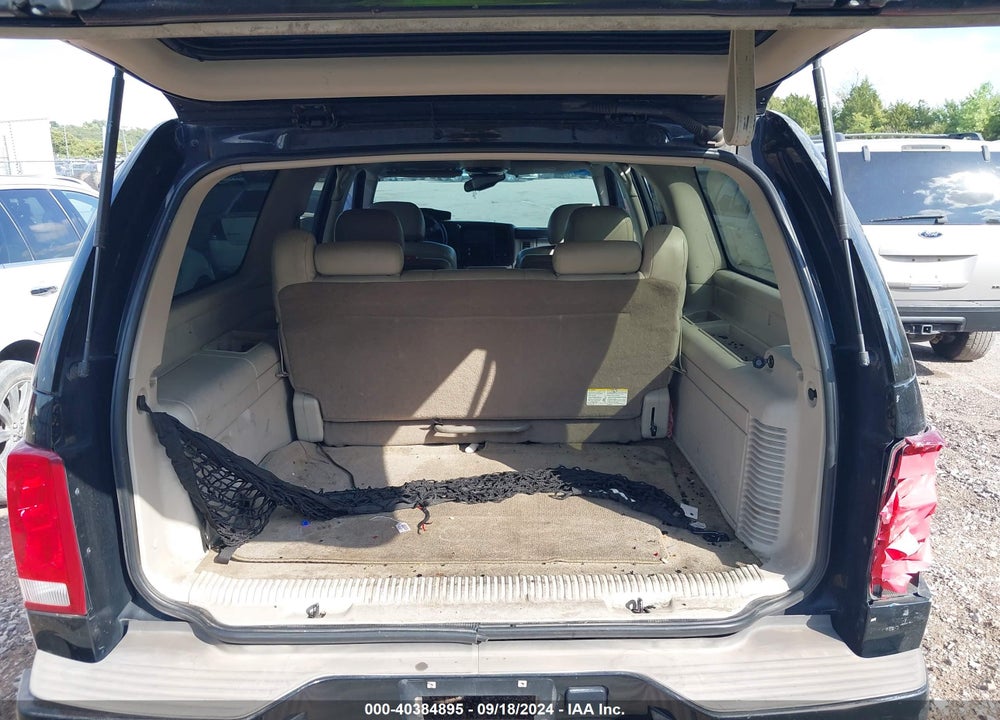 2004 CADILLAC ESCALADE ESV STANDARD VIN: 3GYFK66N84G130212