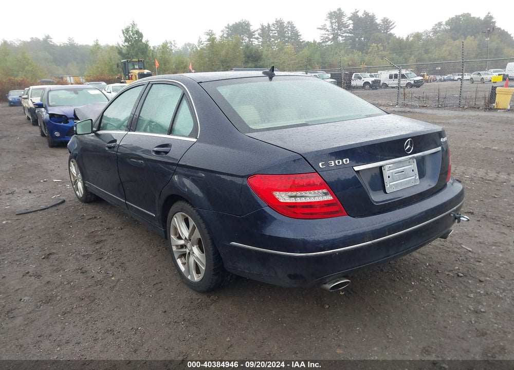 2013 MERCEDES-BENZ C 300 LUXURY 4MATIC/SPORT 4MATIC VIN: WDDGF8AB0DA832634