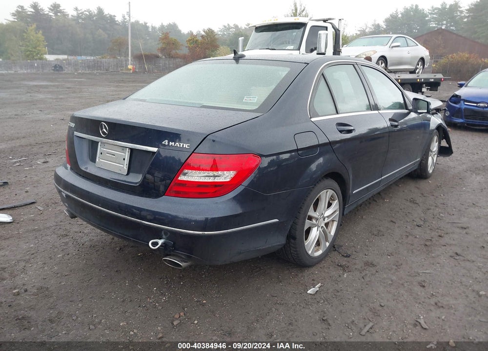 2013 MERCEDES-BENZ C 300 LUXURY 4MATIC/SPORT 4MATIC VIN: WDDGF8AB0DA832634