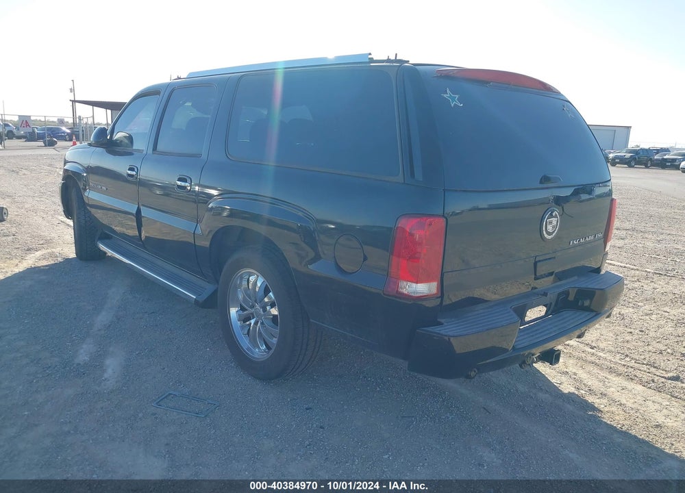 2005 CADILLAC ESCALADE ESV PLATINUM EDITION VIN: 3GYFK66N55G152217