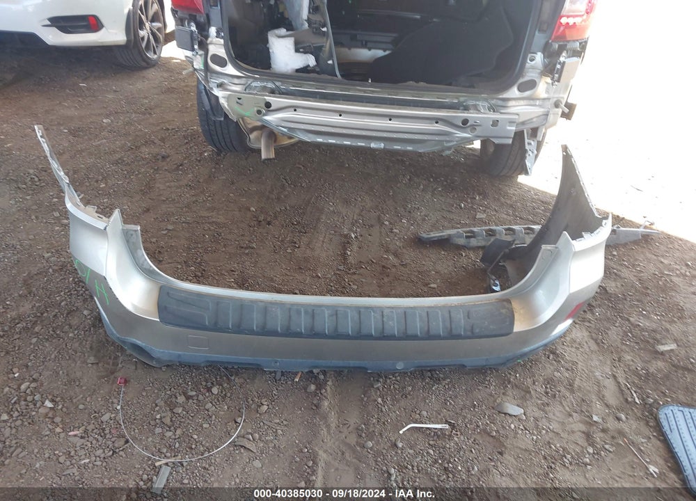 2017 SUBARU OUTBACK 2.5I LIMITED VIN: 4S4BSANC5H3429913