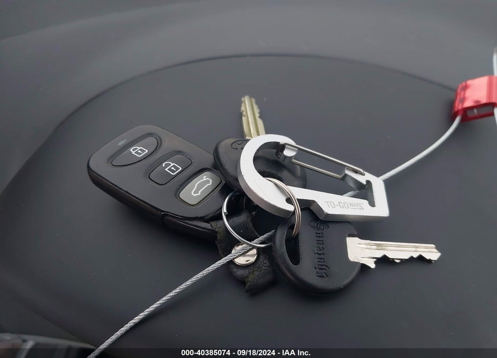 2008 HYUNDAI ELANTRA GLS/SE VIN: KMHDU46D98U479574
