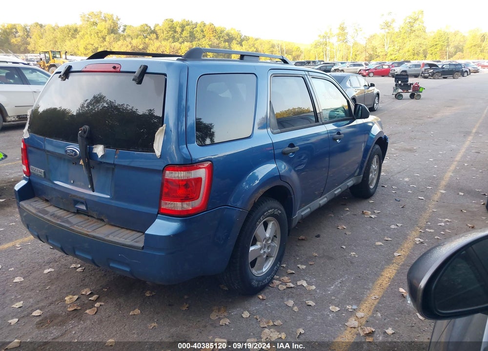 2010 FORD ESCAPE XLT VIN: 1FMCU0D75AKA12235